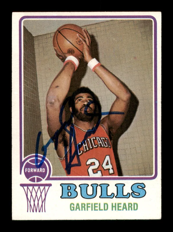 Men's basketball card sharp set -Garfield Gar Heard Autographed 1973-74 Topps Card #99 Chicago Bulls SKU #205354