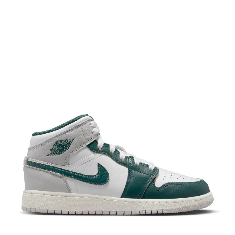 Basketball shoes support-design -AJ 1 Mid SE - Youth