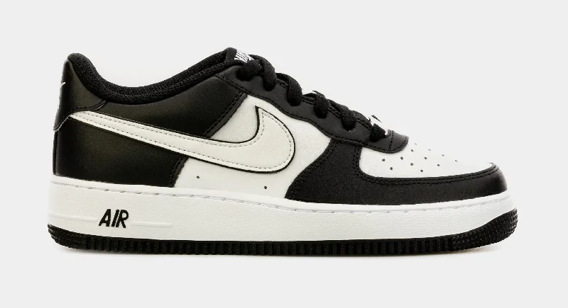 Basketball shoes designer -Air Force 1 LV8 Grade School Lifestyle Shoes  (Black/White)